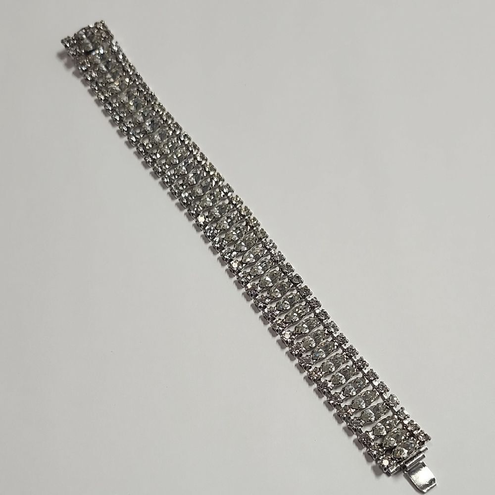 B David Vintage Rhinestone Bracelet in Silver